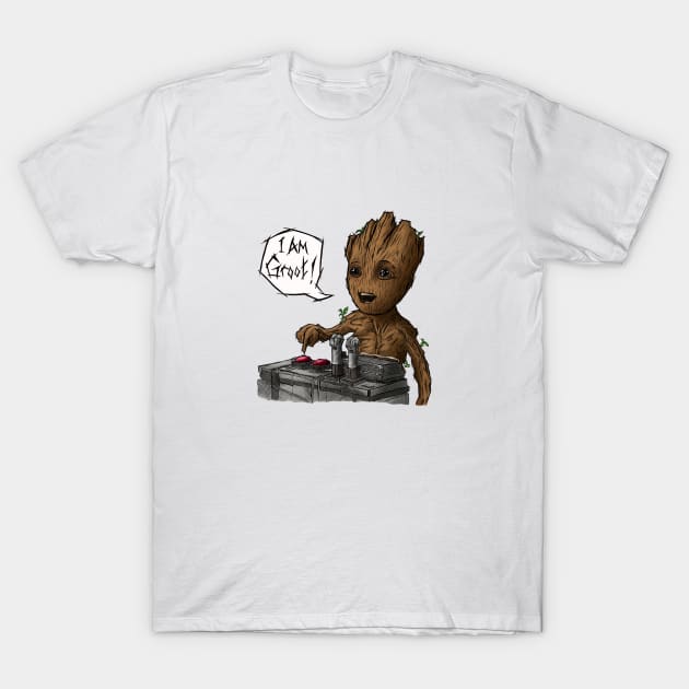 I am Groot! T-Shirt by SimonPdv